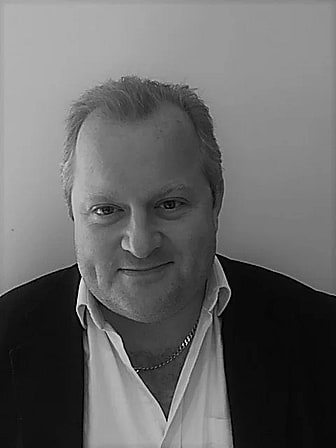 Photo of Dr Howard P.