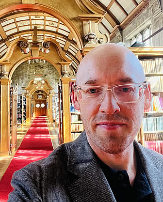 Photo of Dr David