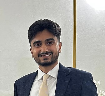 Photo of Dr Talha R.