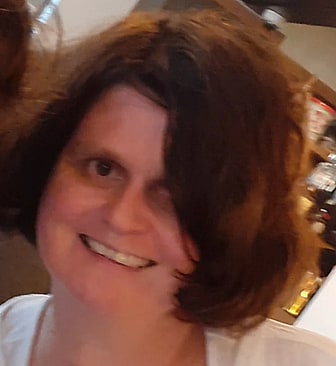 Photo of Suzanne M.
