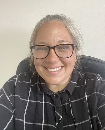 Photo of Dr Laura T.