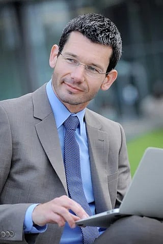 Photo of Richard D.