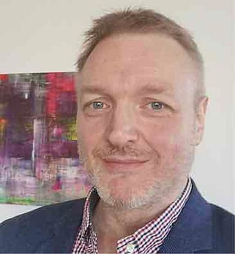 Photo of Dr Andrew L.