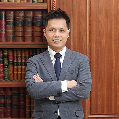 Photo of Dr Jon S.
