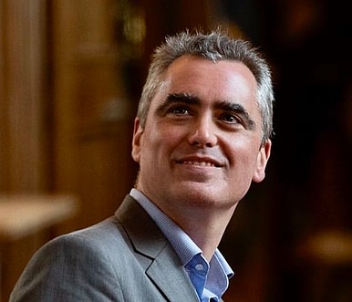 Photo of Dr Andrew R.