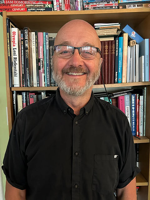 Photo of Robert M.
