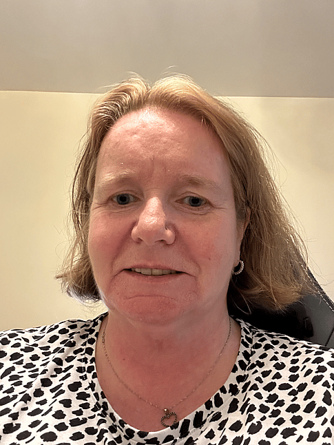 Photo of Elaine R.