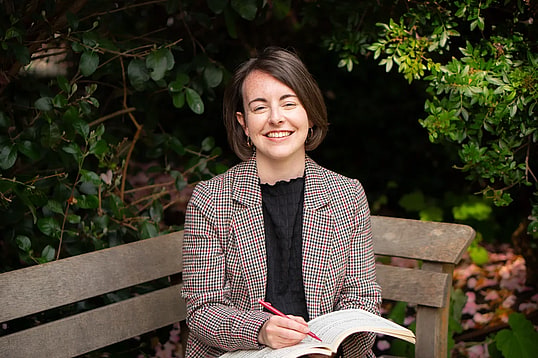 Photo of Lindsey J.