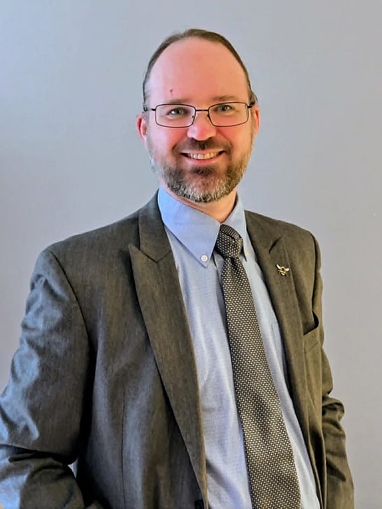 Photo of Dr Craig D.